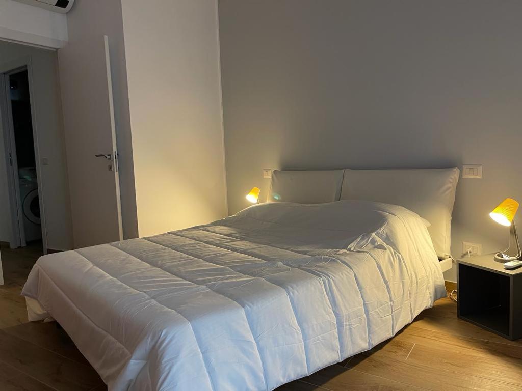 Apartament Kibilu - San Donato Vicinanze Irccs Policlinico San Donato Milanese Zewnętrze zdjęcie
